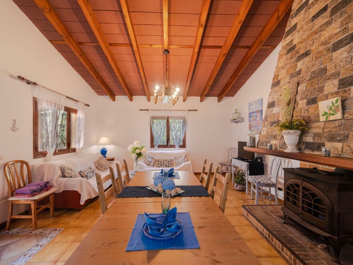 Holiday Home Cala Tuent By Interhome Bagian luar foto